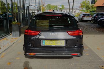 Voertuigafbeelding 3