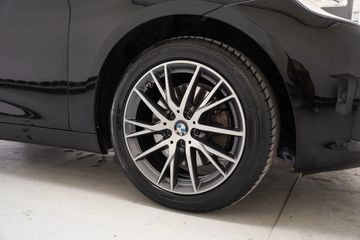 Voertuigafbeelding 27