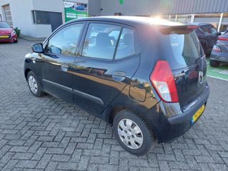 Voertuigafbeelding 4