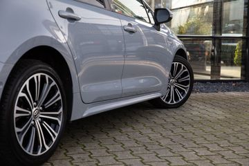 Voertuigafbeelding 7