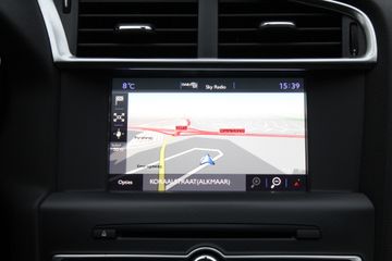 Voertuigafbeelding 12