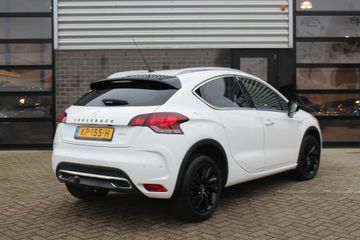 Voertuigafbeelding 2