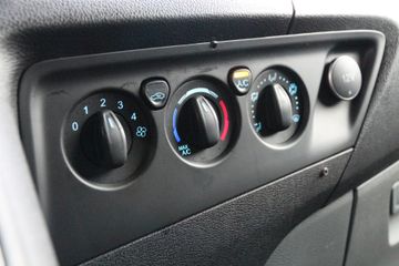 Voertuigafbeelding 16