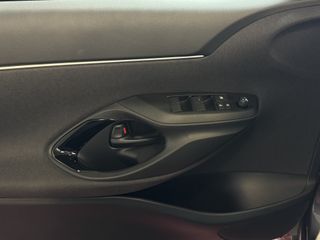 Voertuigafbeelding 17