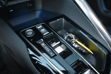 Voertuigafbeelding 35