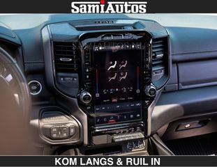 Dodge Ram Pick-Up