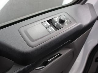 Ford E-Transit Custom