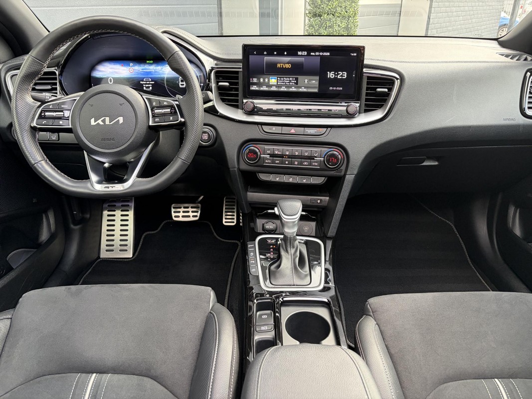 Kia ProCeed