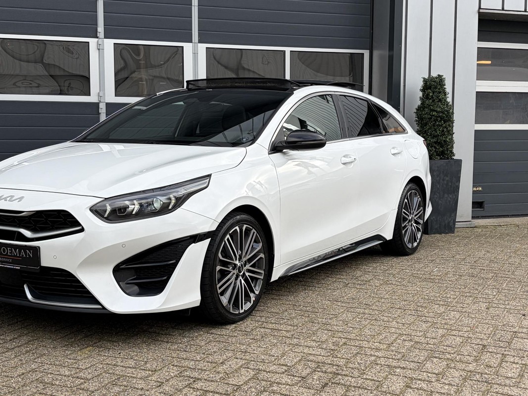 Kia ProCeed
