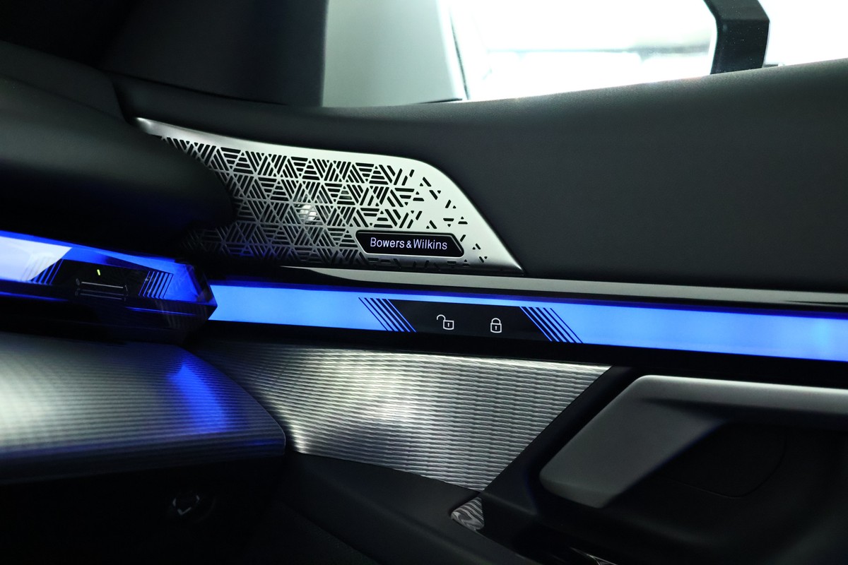 BMW i5