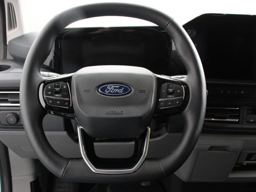 Ford E-Transit Custom