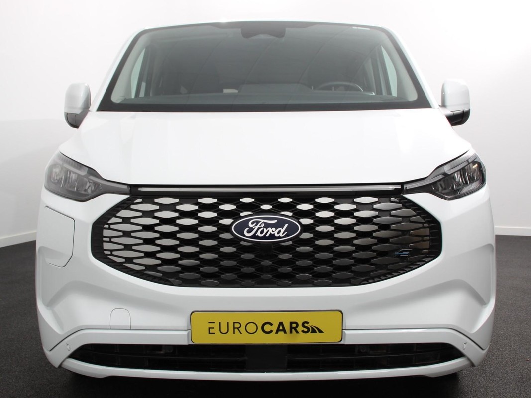 Ford E-Transit Custom