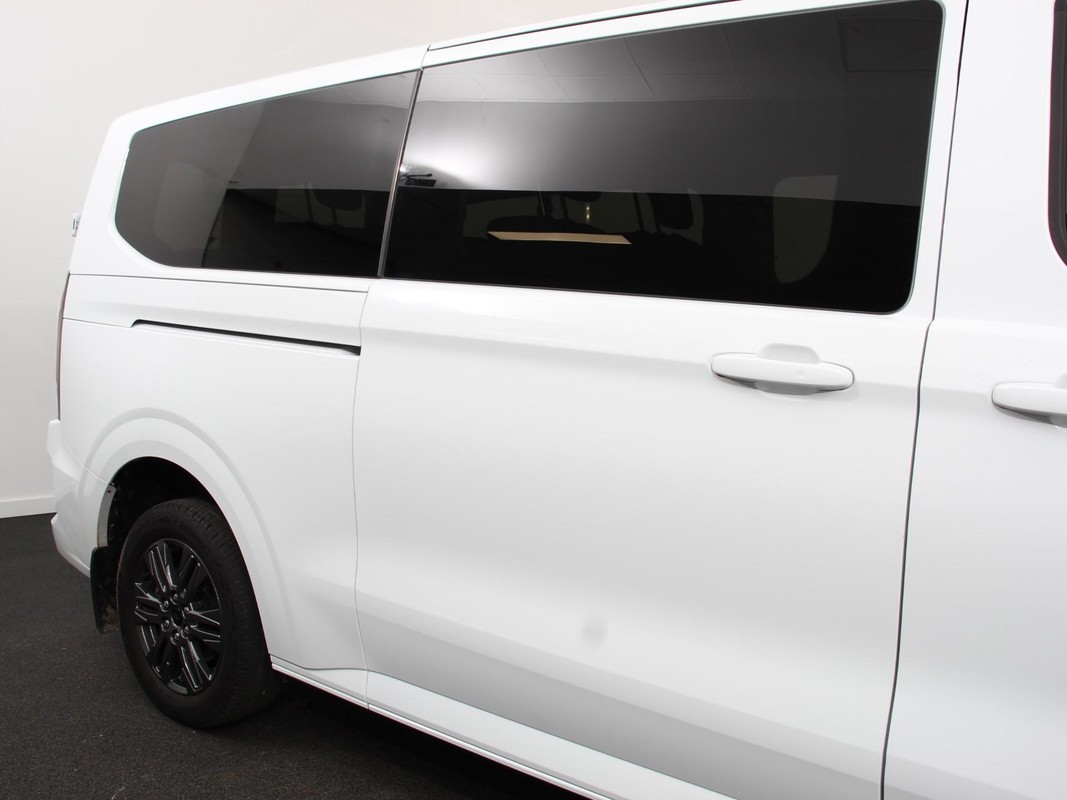 Ford E-Transit Custom