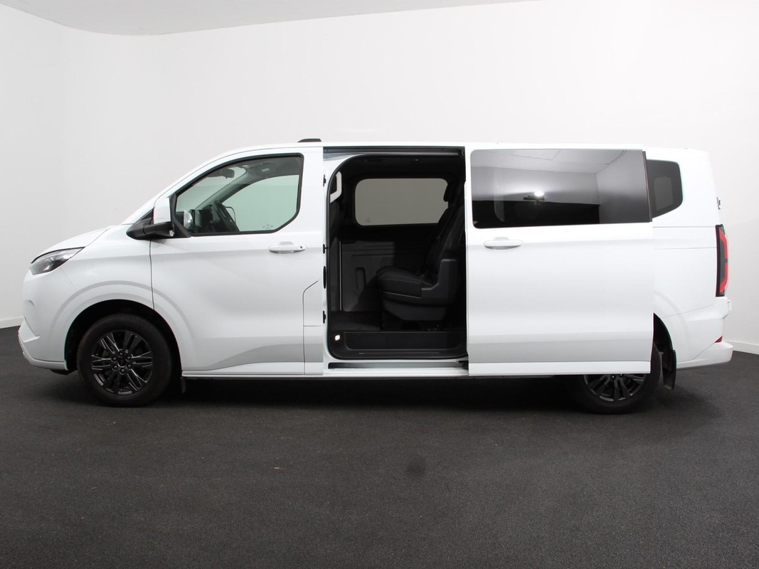 Ford E-Transit Custom