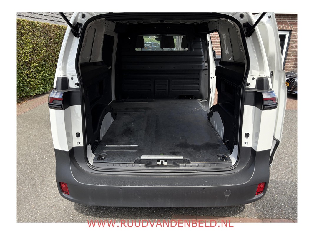 Volkswagen ID. Buzz Cargo