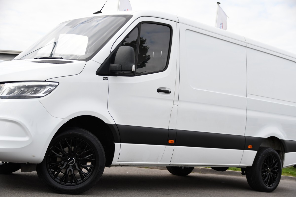 Mercedes-Benz Sprinter