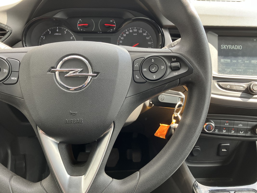 Opel Crossland X