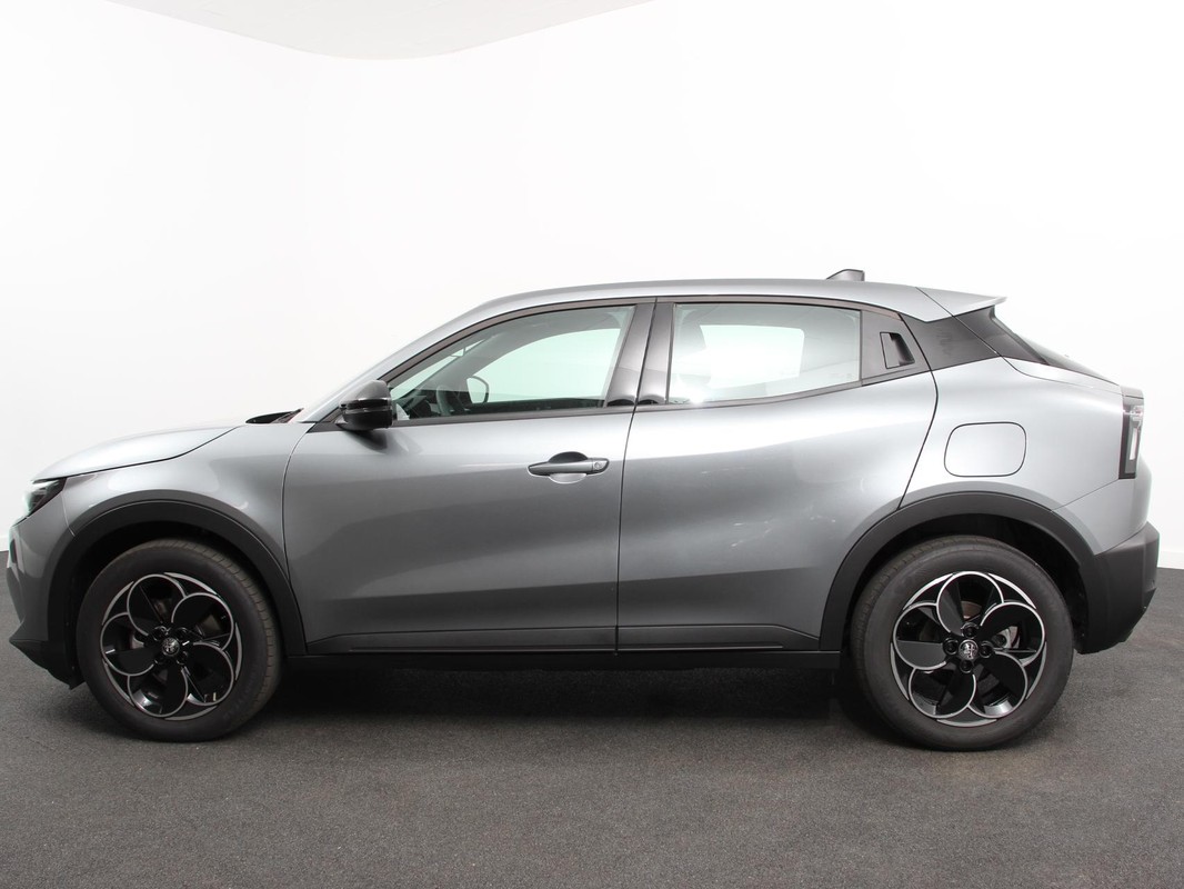 Alfa Romeo Junior