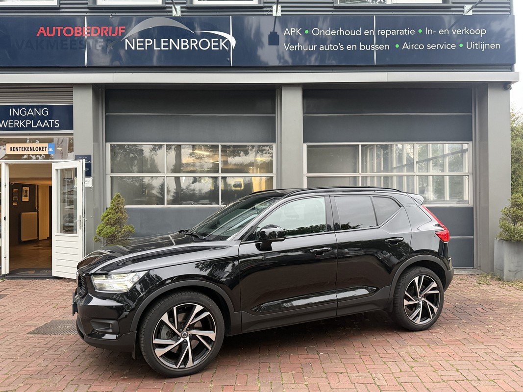 Volvo XC40